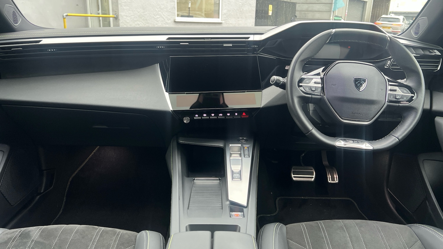 Used Peugeot 408 2024 for sale - 76887919: Photo 4