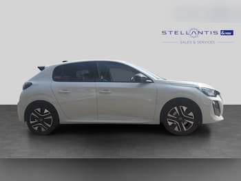 Used Peugeot 208 2024 for sale - 79646918: Photo