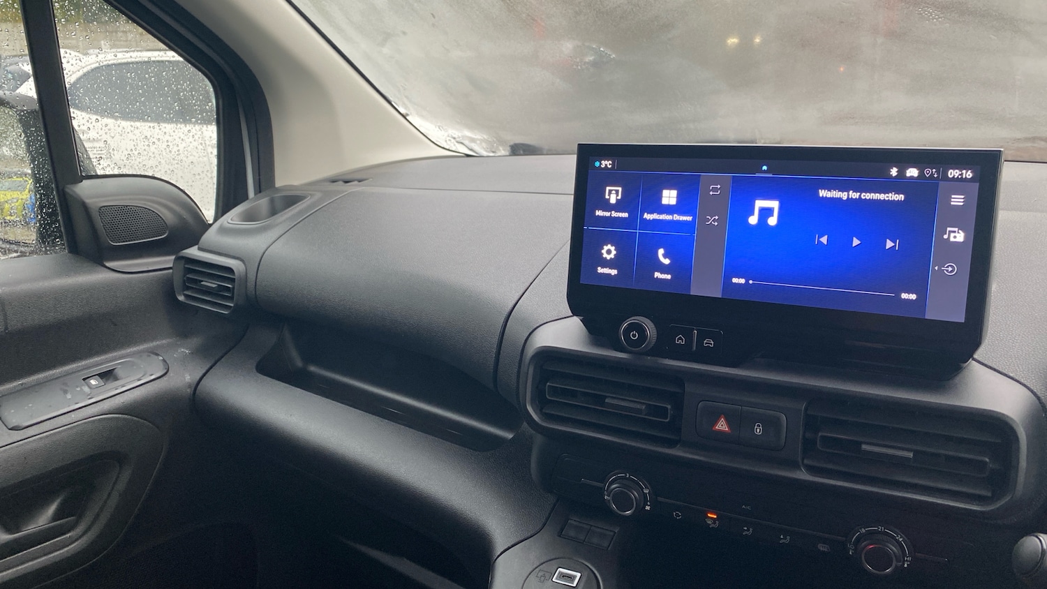 Used Vauxhall Combo 2024 for sale - 76574388: Photo 4