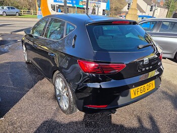 Used SEAT Leon 2019 for sale - 77753333: Photo