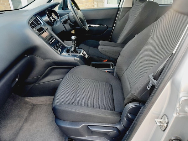 Used Peugeot 5008 2012 for sale - 75965061: Photo 19