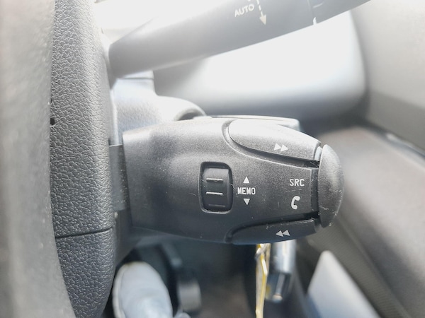 Used Peugeot 5008 2012 for sale - 75965061: Photo 24