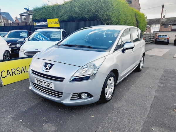 Used Peugeot 5008 2012 for sale - 75965061: Photo 4