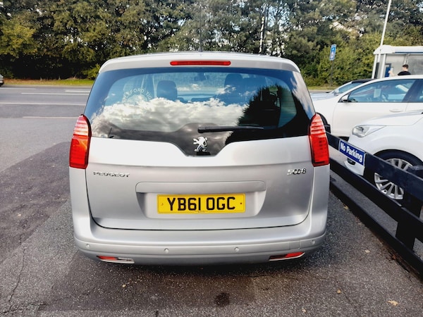 Used Peugeot 5008 2012 for sale - 75965061: Photo 6