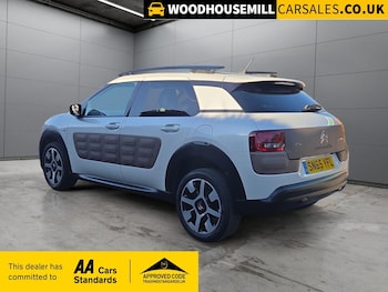 Used Citroen C4 Cactus 2015 for sale - 79471844: Photo