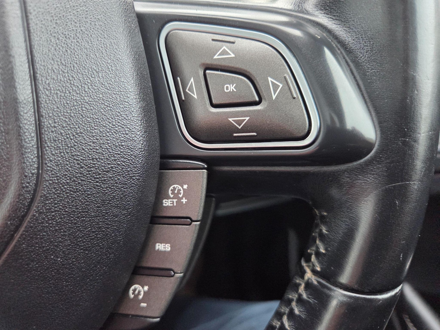 Used Land Rover Range Rover Evoque 2013 for sale - 76349334: Photo 12