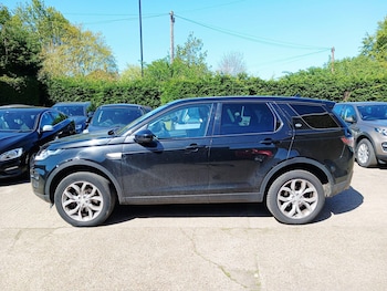 Used Land Rover Discovery Sport 2016 for sale - 78347160: Photo