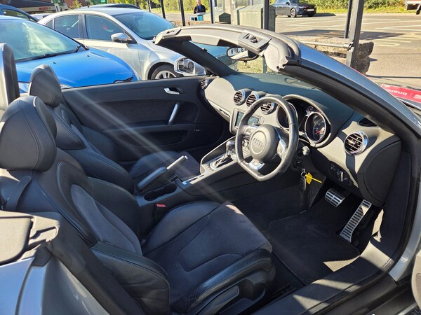 Used Audi TT 2010 for sale - 76020670: Photo 12
