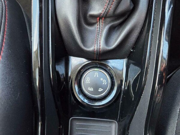 Used Peugeot 2008 2018 for sale - 76326913: Photo 19