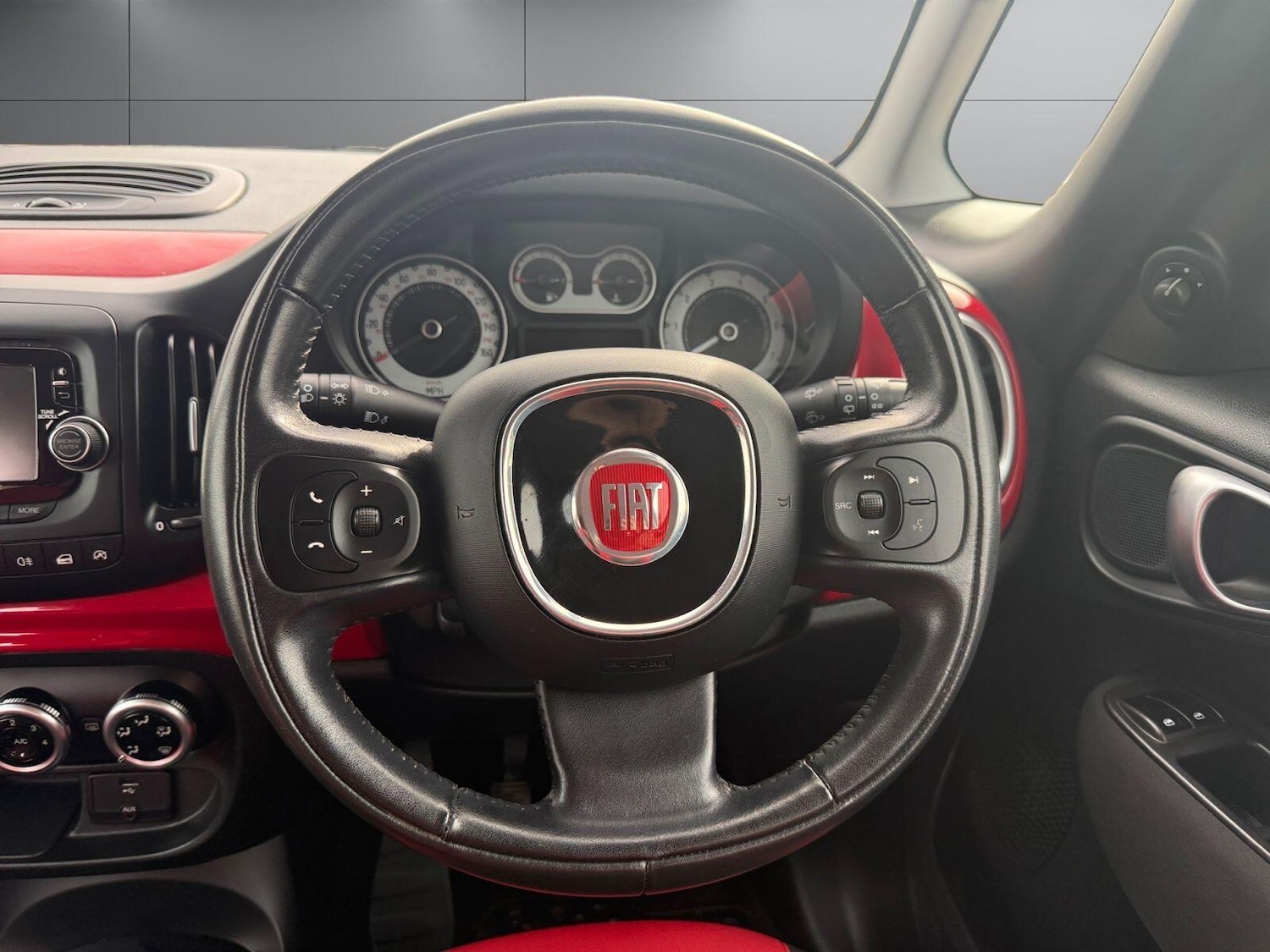 Used Fiat 500L 2014 for sale - 78047689: Photo 14