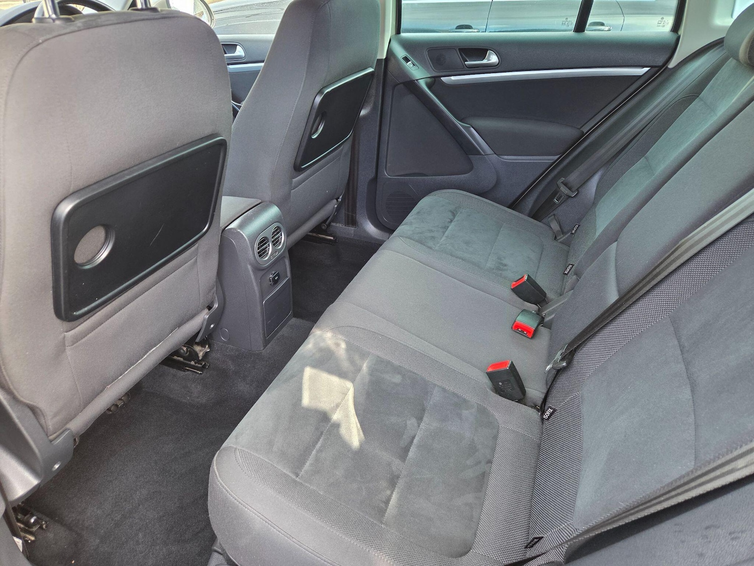 Used Volkswagen Tiguan 2014 for sale - 76620392: Photo 10