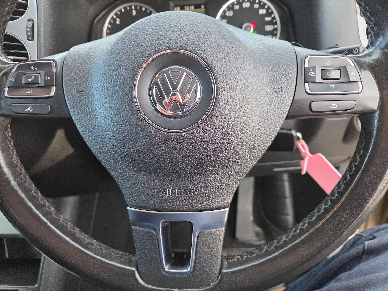 Used Volkswagen Tiguan 2014 for sale - 76620392: Photo 24