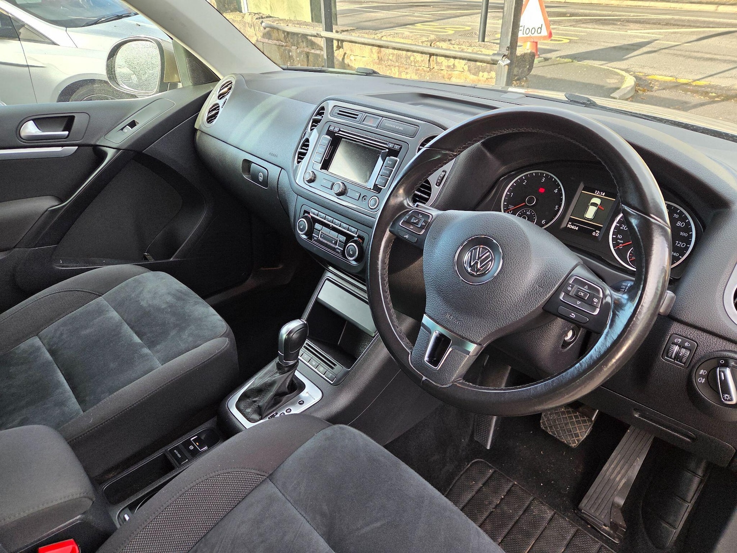 Used Volkswagen Tiguan 2014 for sale - 76620392: Photo 8