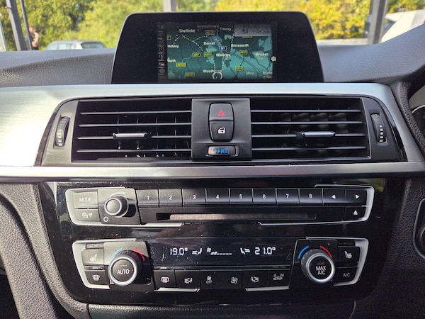 Used BMW 3 Series 2017 for sale - 76247170: Photo 17