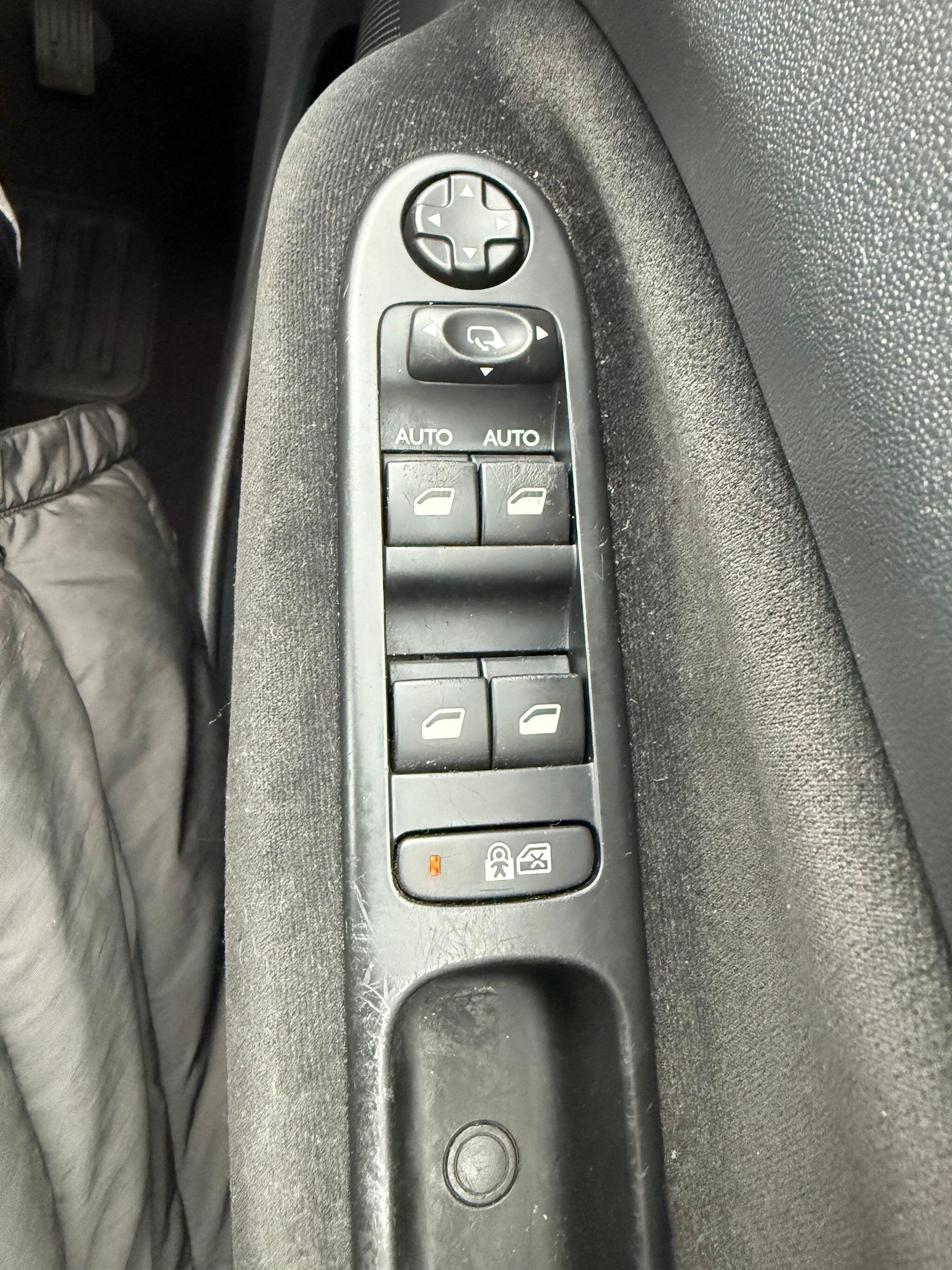 Used Citroen C3 Picasso 2015 for sale - 76326366: Photo 11