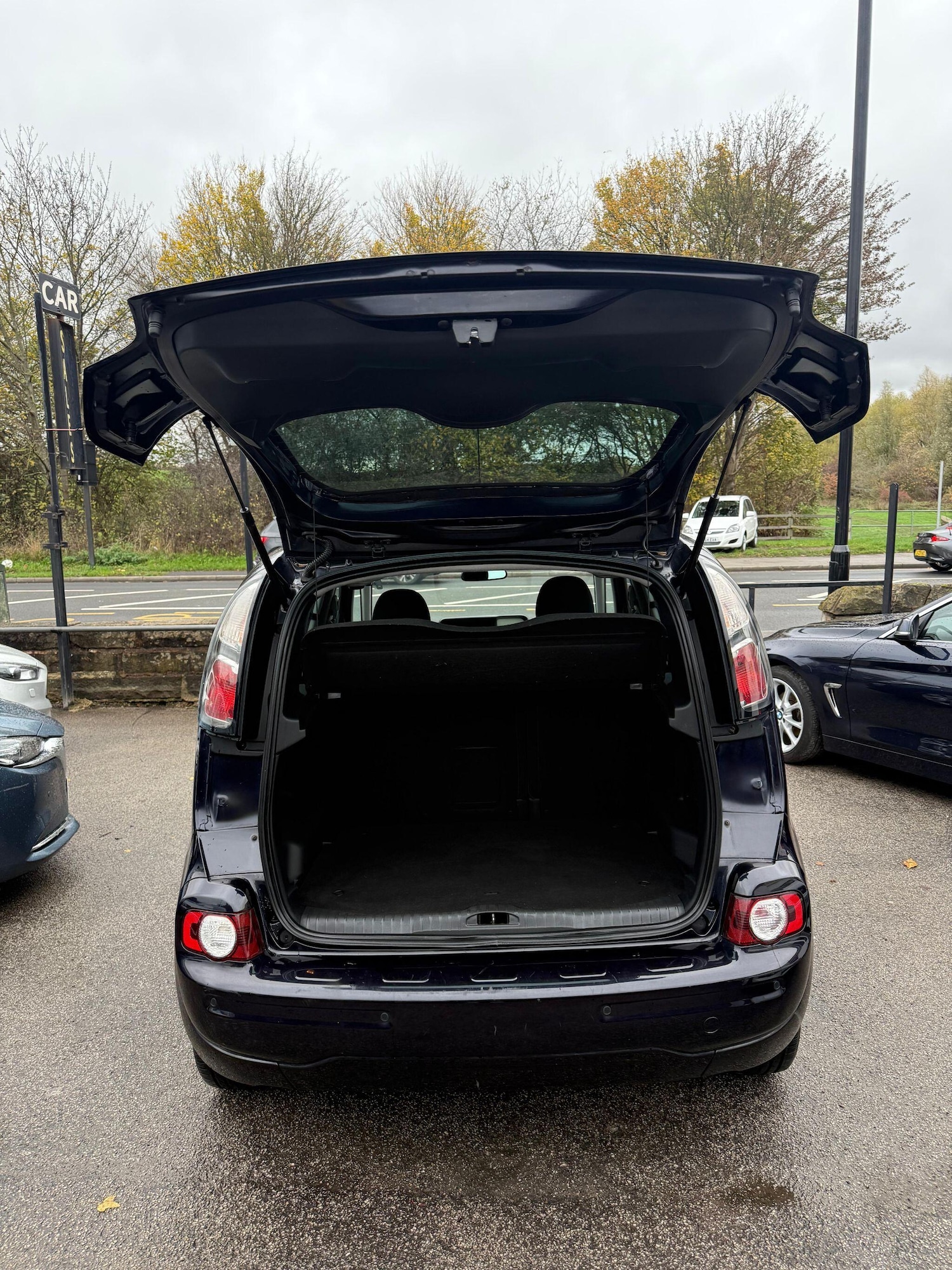 Used Citroen C3 Picasso 2015 for sale - 76326366: Photo 16