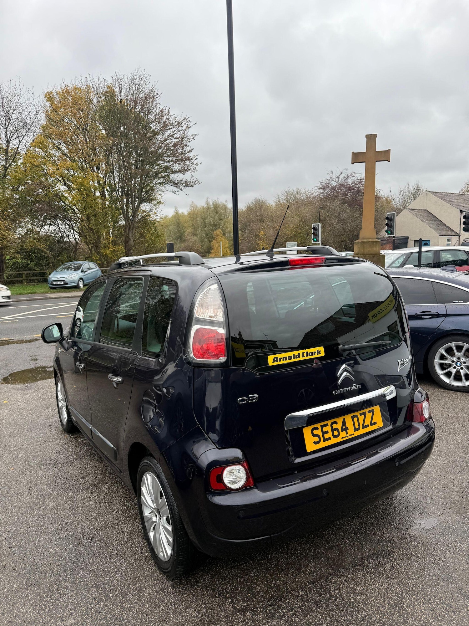 Used Citroen C3 Picasso 2015 for sale - 76326366: Photo 4