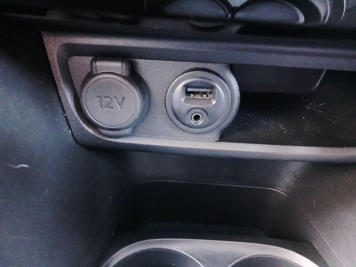 Used Peugeot 2008 2015 for sale - 76326638: Photo 21