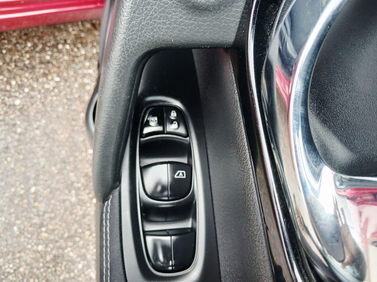 Used Nissan Qashqai for sale - 76995125: Photo 33