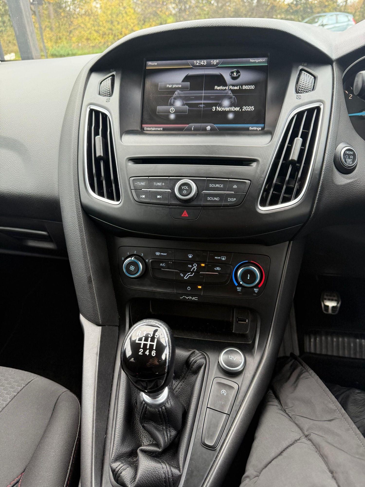 Used Ford Focus 2015 for sale - 76472664: Photo 5