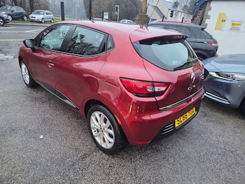 Used Renault Clio 2017 for sale - 77345236: Photo