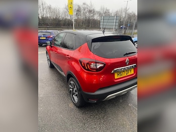 Used Renault Captur 2017 for sale - 77305617: Photo