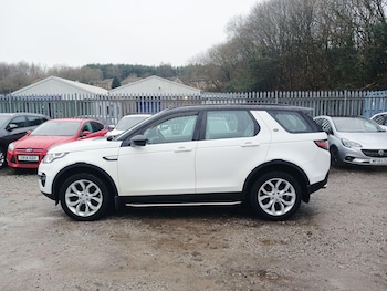 Land Rover Discovery Sport feature image