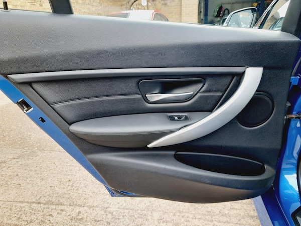 Used BMW 3 Series 2012 for sale - 76122491: Photo 22