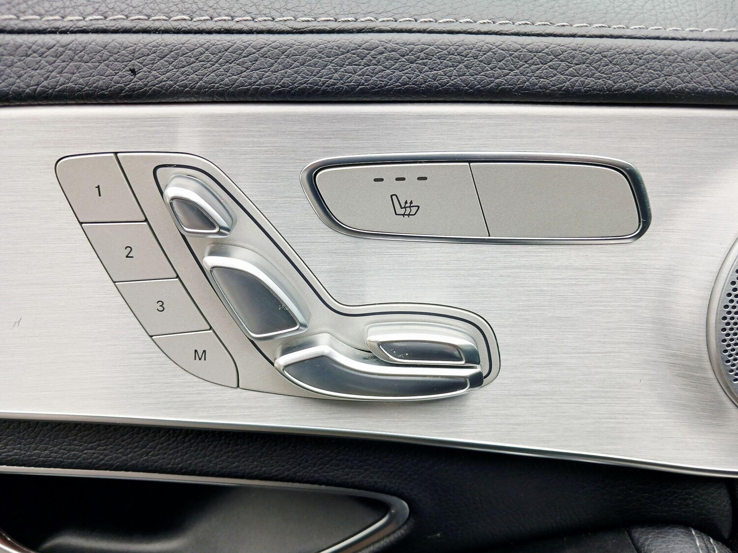 Used Mercedes-Benz C Class 2015 for sale - 78058529: Photo 19