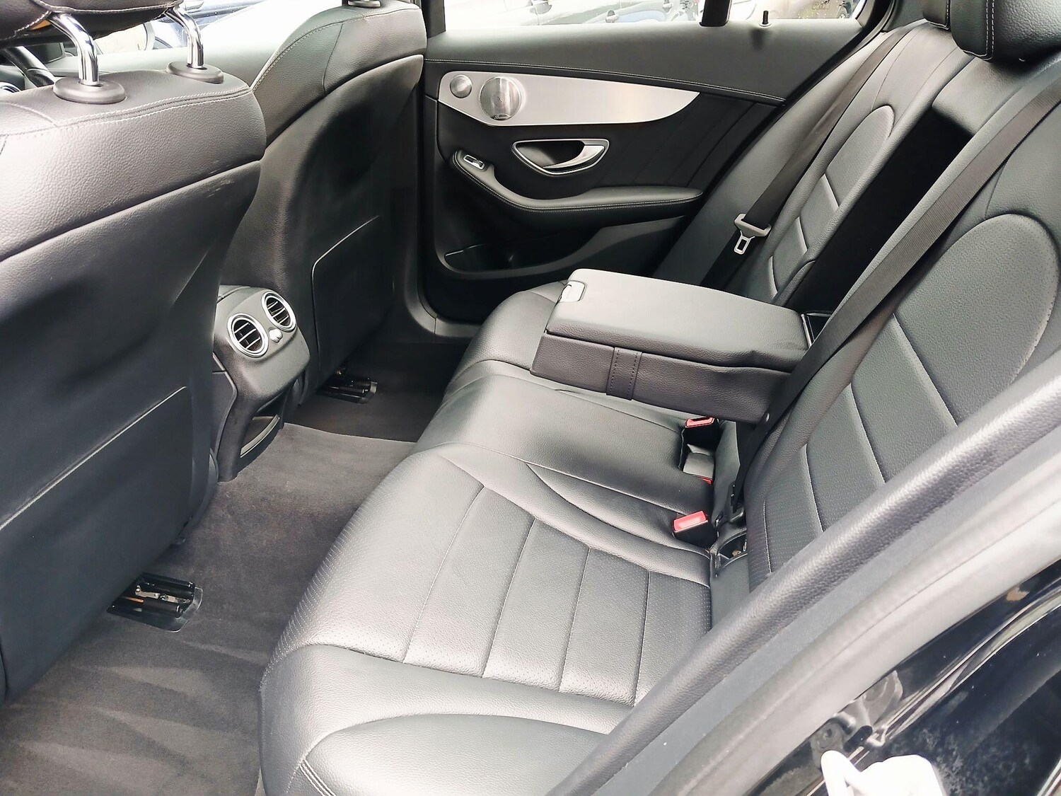 Used Mercedes-Benz C Class 2015 for sale - 78058529: Photo 24