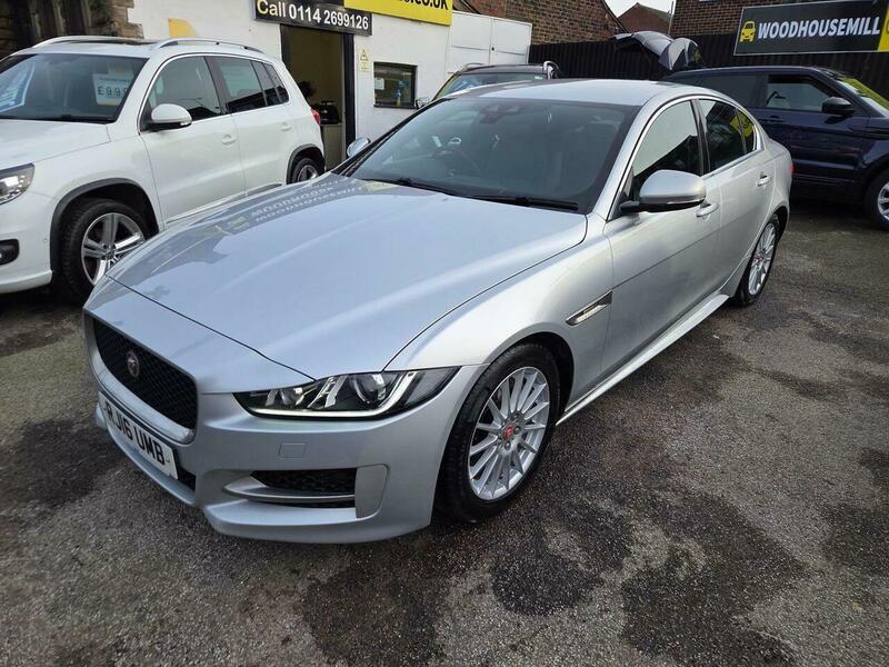 Used Jaguar XE 2016 for sale - 77565076: Photo 2