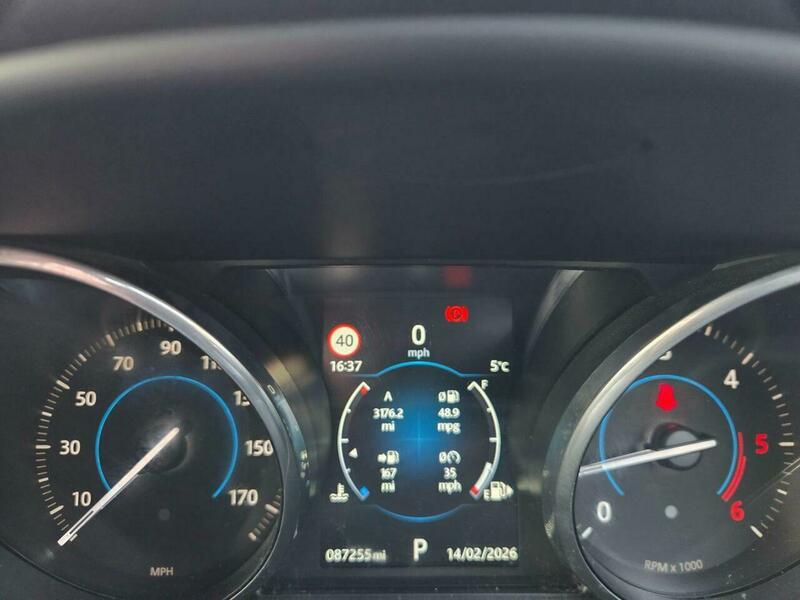 Used Jaguar XE 2016 for sale - 77565076: Photo 22