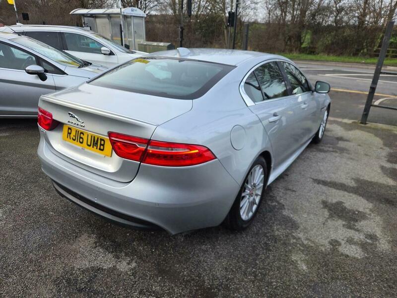 Used Jaguar XE 2016 for sale - 77565076: Photo 6