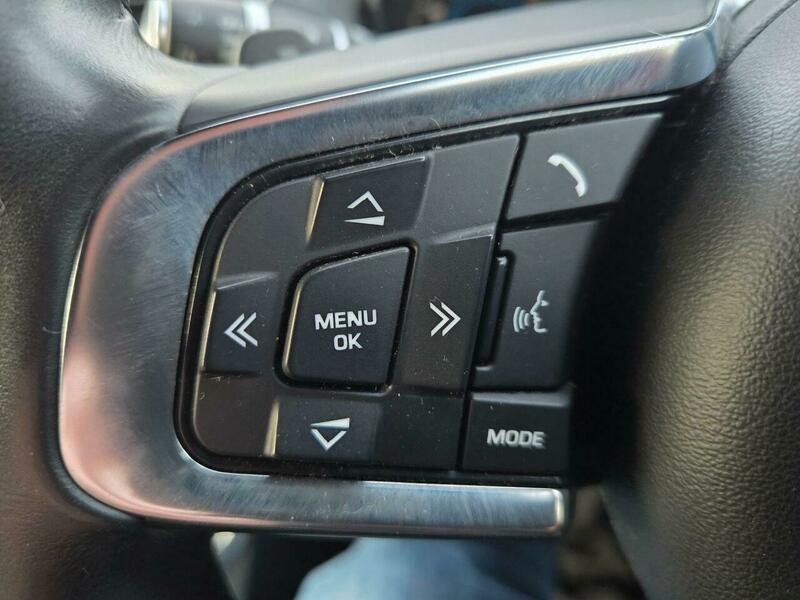 Used Jaguar XE 2016 for sale - 77565076: Photo 9