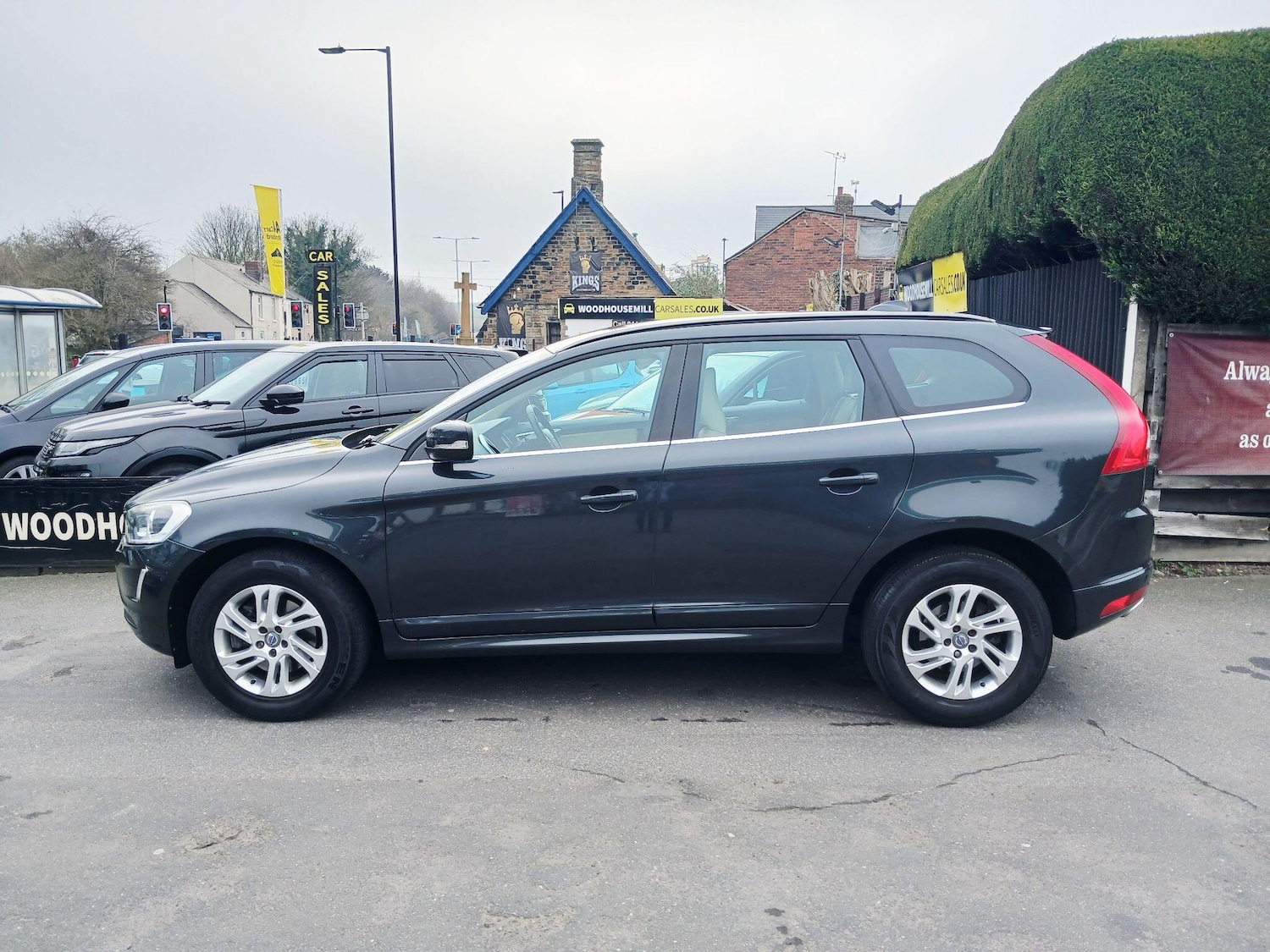 Used Volvo XC60 2017 for sale - 78057568: Photo 1