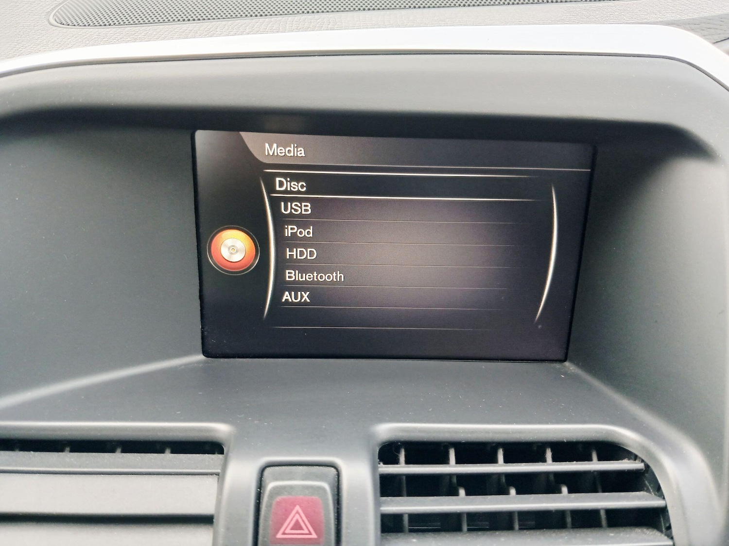 Used Volvo XC60 2017 for sale - 78057568: Photo 38