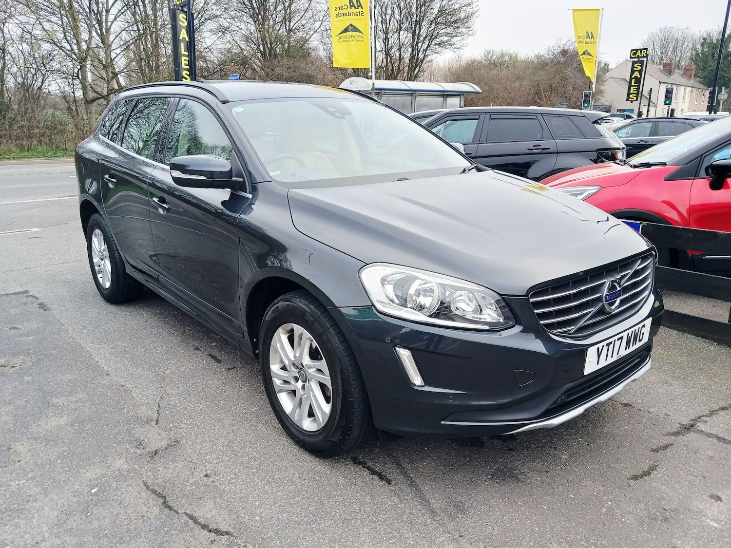 Used Volvo XC60 2017 for sale - 78057568: Photo 4