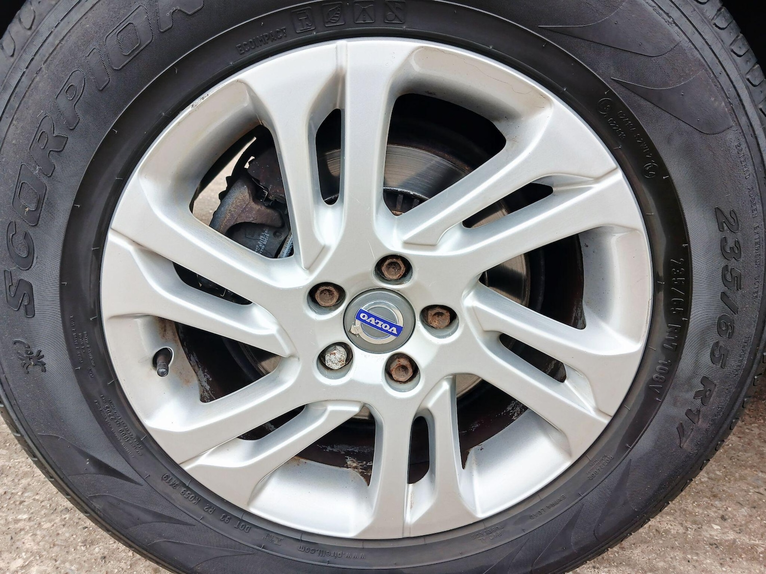 Used Volvo XC60 2017 for sale - 78057568: Photo 9