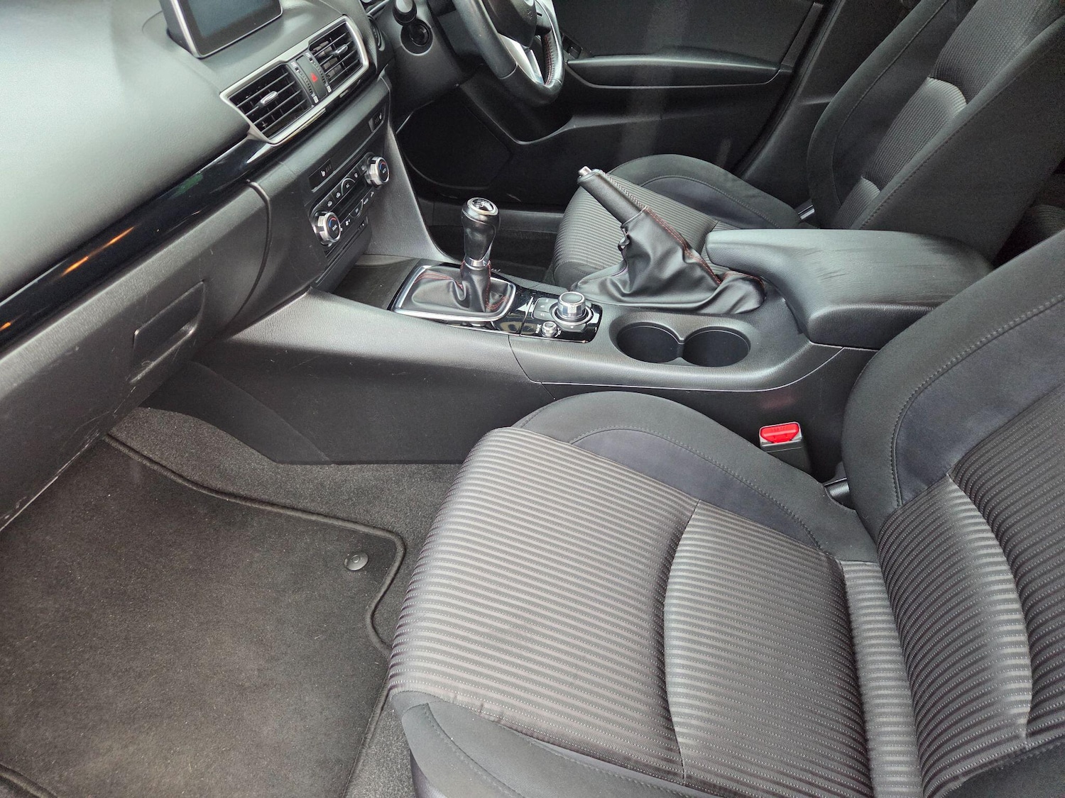 Used Mazda Mazda3 2015 for sale - 76671189: Photo 22