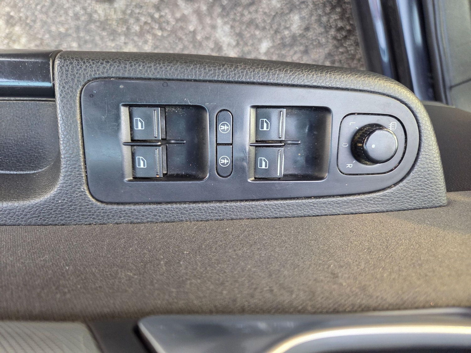 Used Volkswagen Sharan 2014 for sale - 77768549: Photo 21