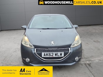 Used Peugeot 208 2012 for sale - 79255831: Photo