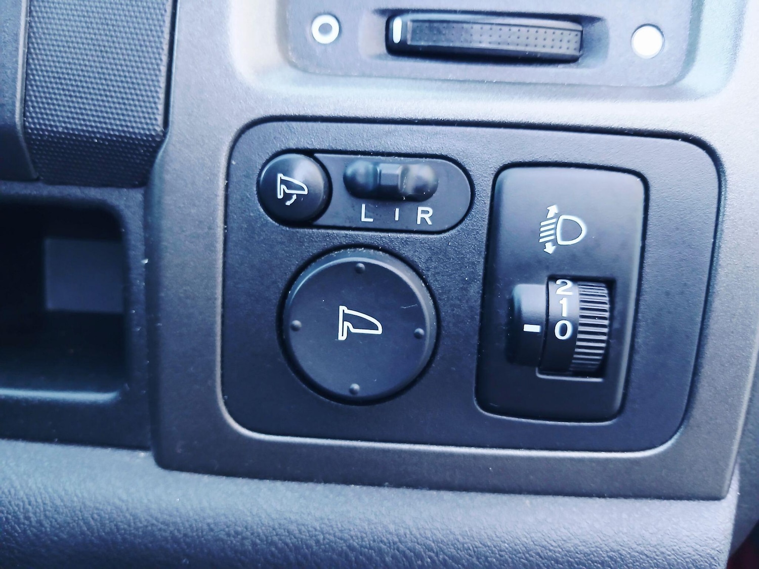 Used Honda CR-V 2011 for sale - 76457683: Photo 29