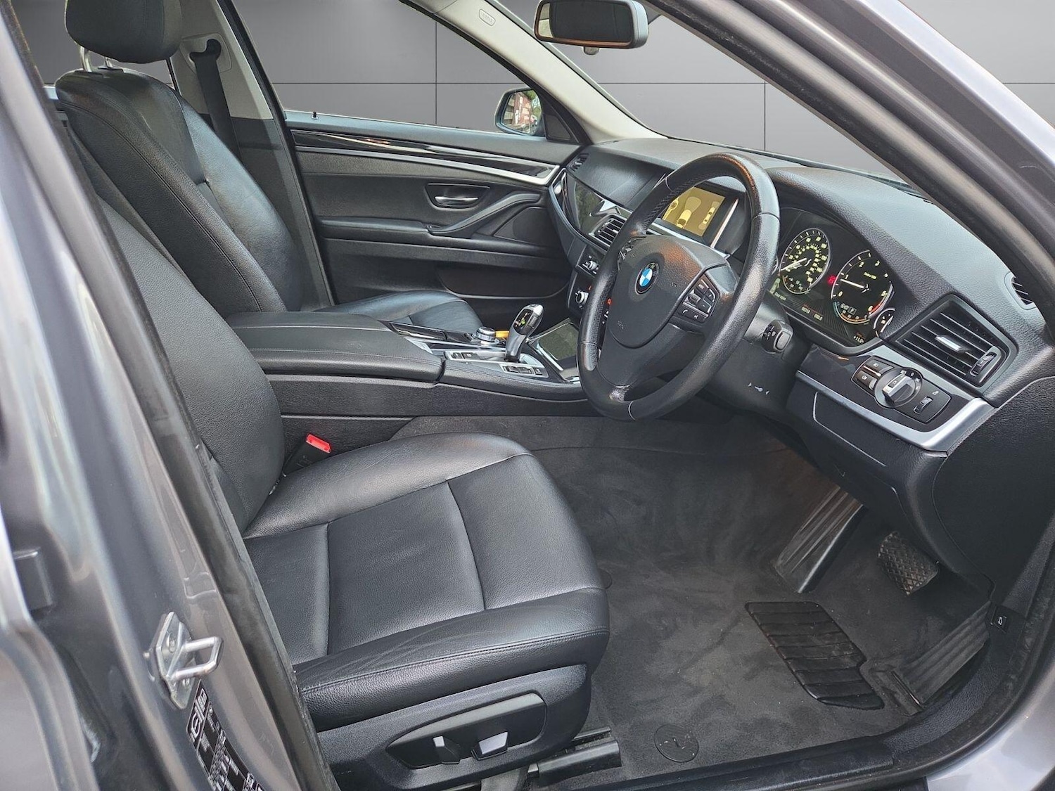 Used BMW 5 Series for sale - 77824061: Photo 11