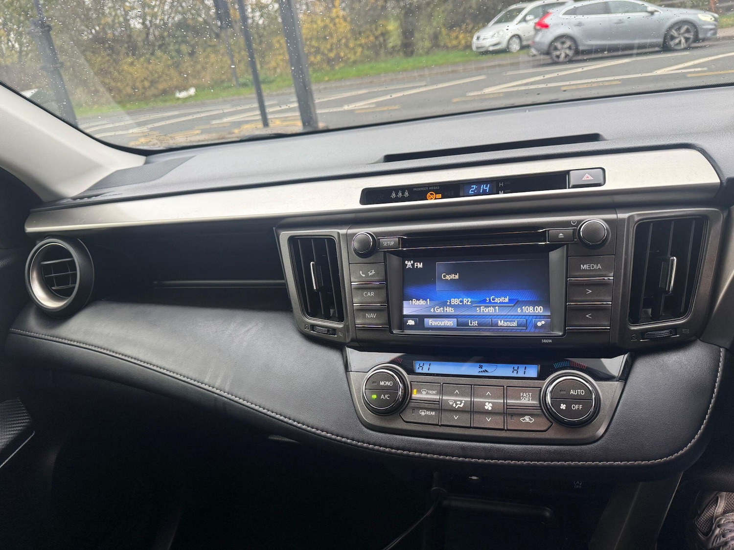 Used Toyota RAV4 2014 for sale - 76802480: Photo 20