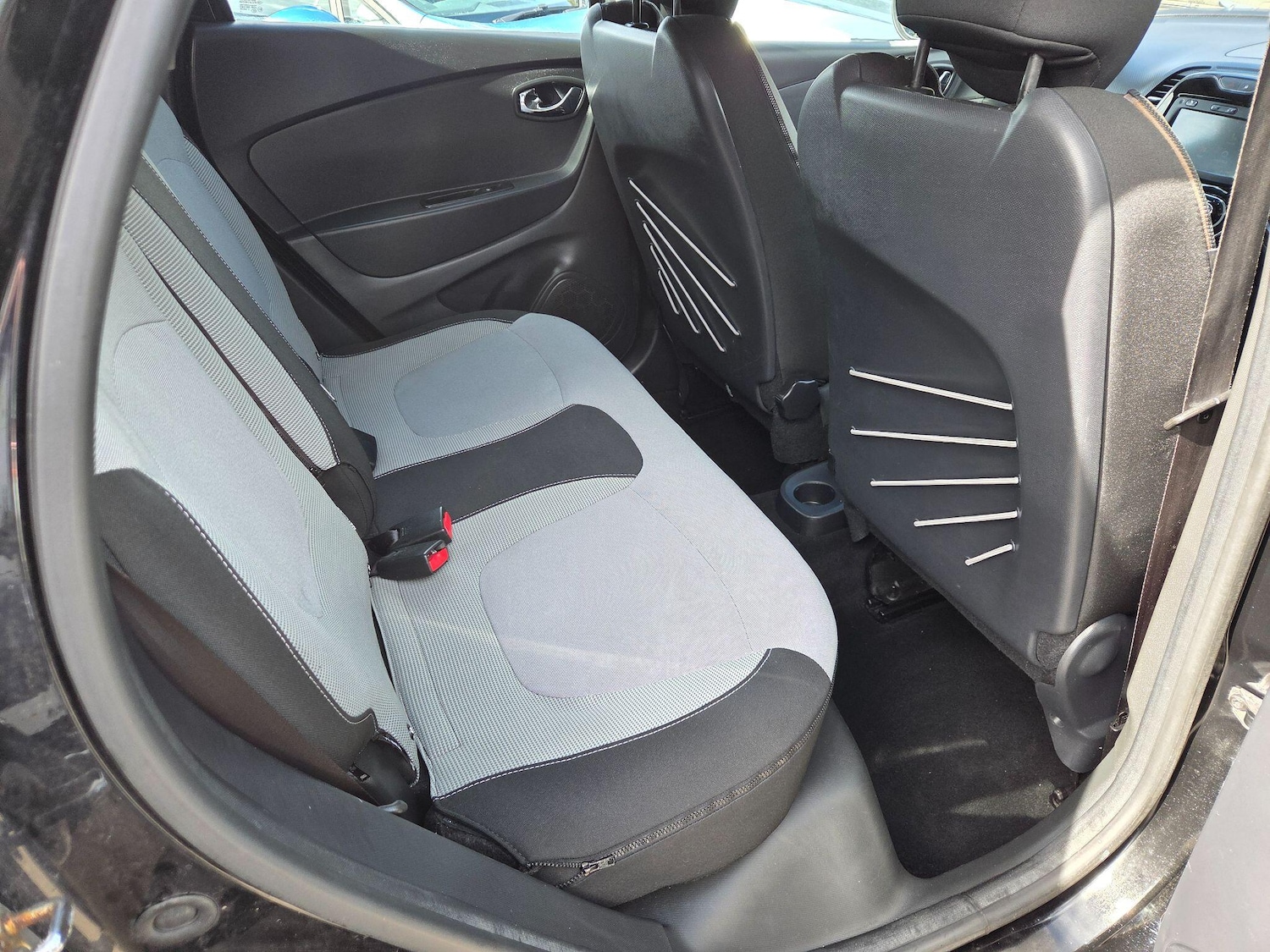 Used Renault Captur 2013 for sale - 75949321: Photo 13