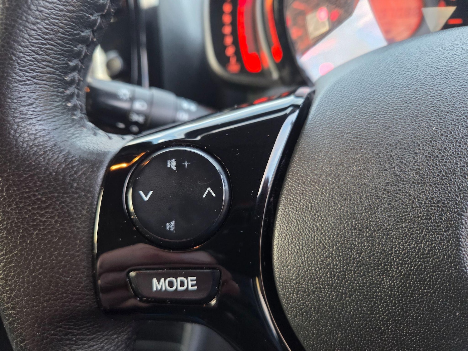 Used Toyota AYGO 2016 for sale - 76996642: Photo 12