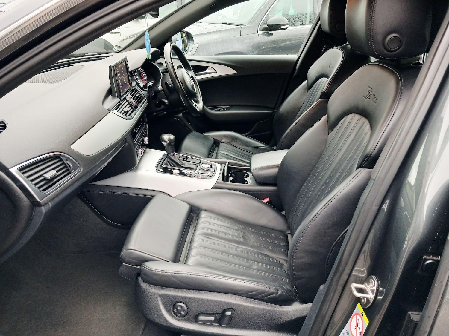 Used Audi A6 Avant 2012 for sale - 77549705: Photo 17