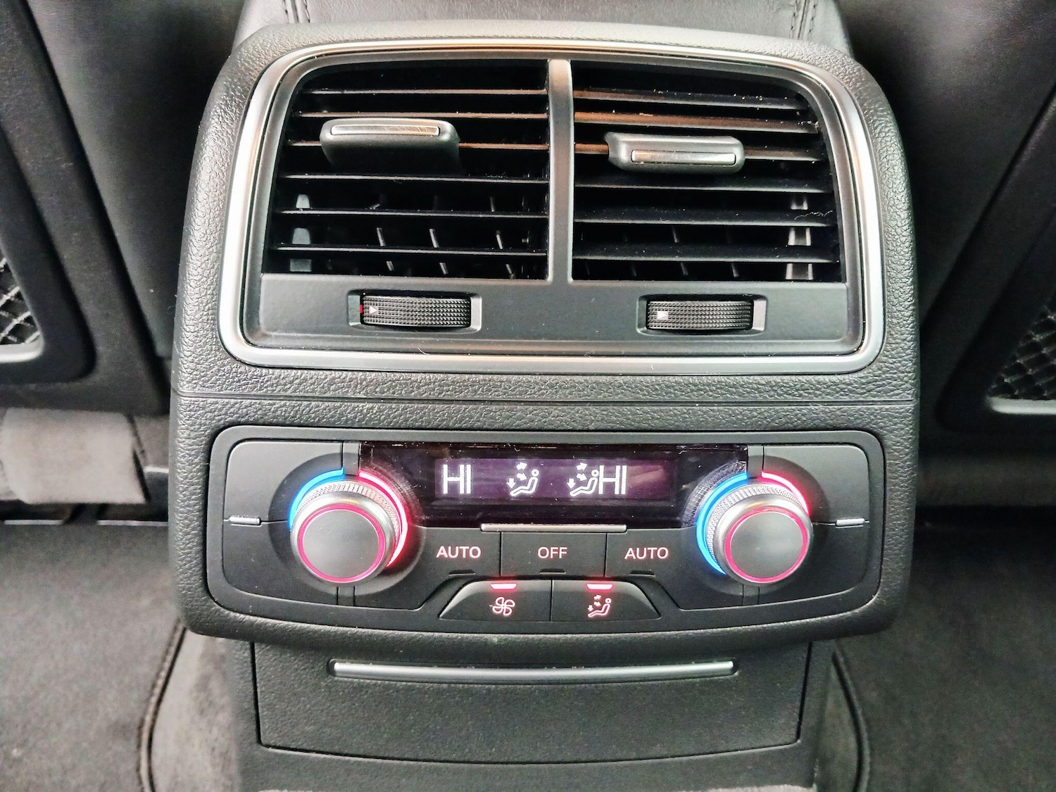 Used Audi A6 Avant 2012 for sale - 77549705: Photo 21