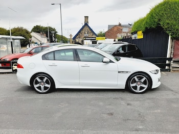 Used Jaguar XE 2017 for sale - 75635445: Photo