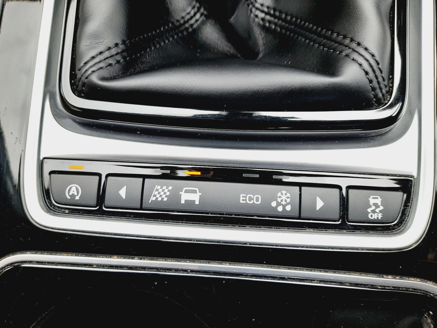 Vehicle 33